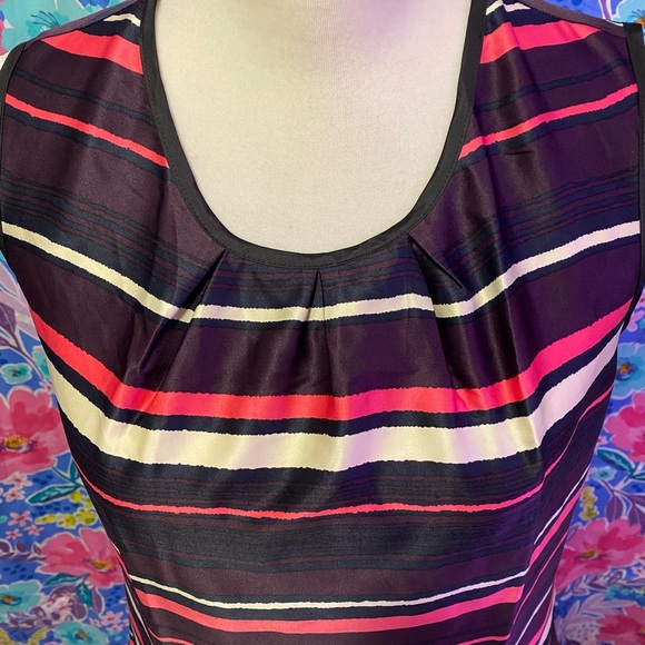💕 3 for $20 💕 Stripe Blouse - Picture 3 of 6